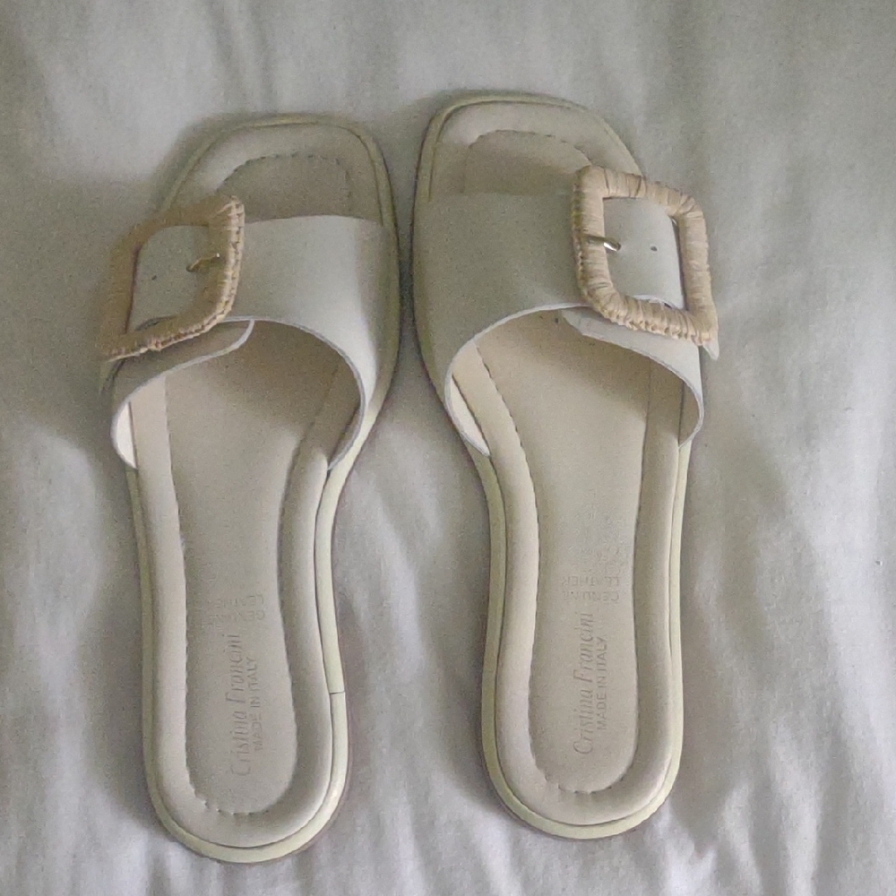 Minimalist White Sandals with Wide Strap